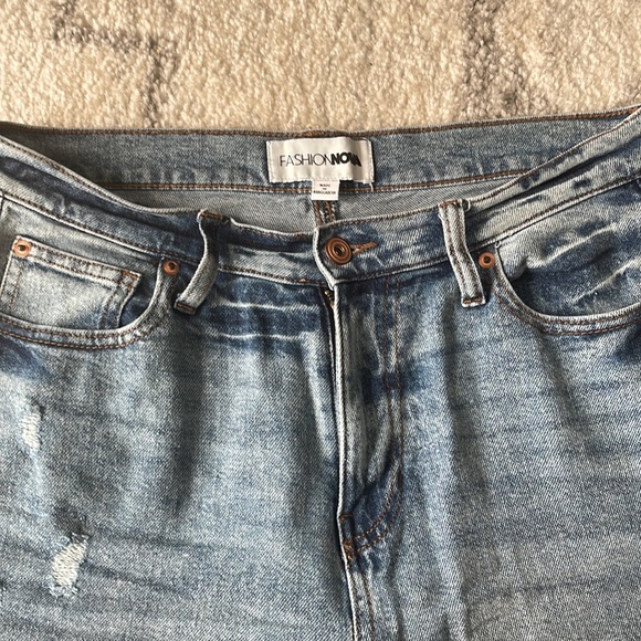 Fashion Nova High Waisted Wide Leg Jeans - size 7 - Picture 8 of 9